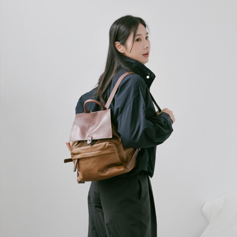 Supportingrole復古翻蓋多隔層多口袋休閒真皮後背包 咖啡