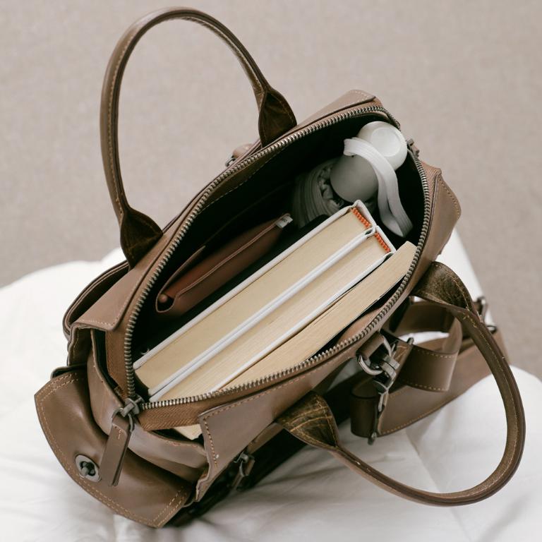 Supportingrole簡約多隔層多口袋真皮後背包 復古咖啡