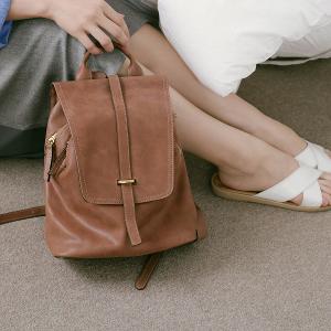 Supportingrole簡約百搭線條多隔層多口袋真皮後背包 咖啡