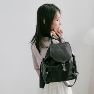 Supportingrole簡約時尚翻蓋真皮磁扣束口後背包 黑
