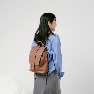 Supportingrole簡約百搭線條多隔層多口袋真皮後背包 咖啡