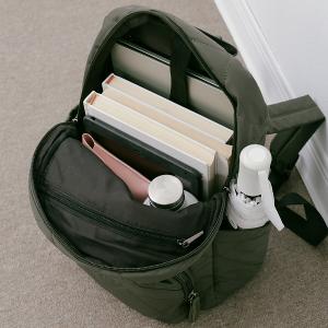 supportingrole簡約形塑俐落線條澎軟多用後背包 質感霧綠