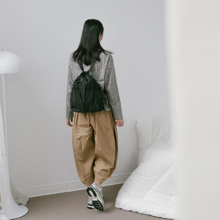 supportingrole 蓬鬆俐落線條斜肩後背手提3用包 黑