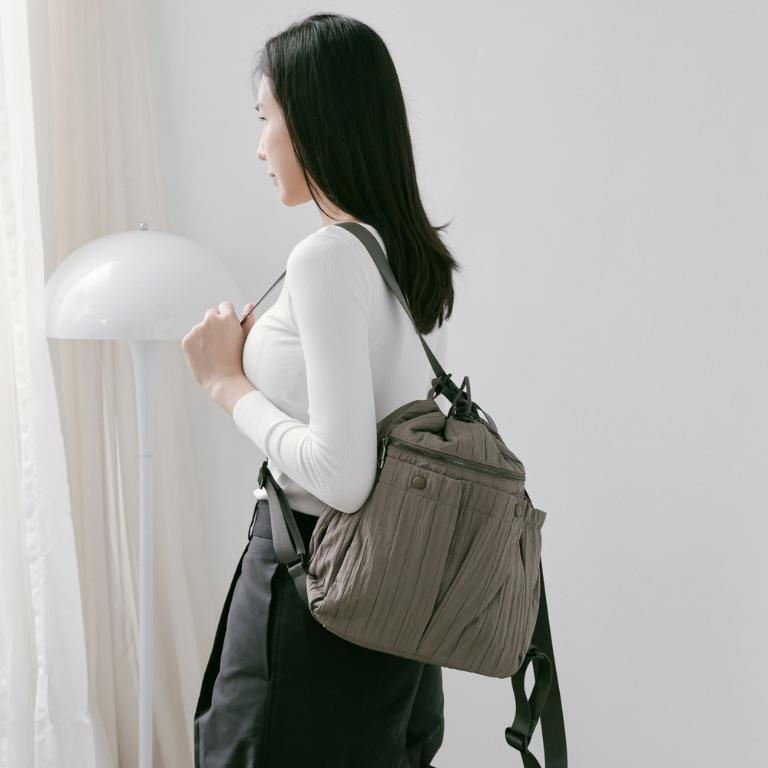 supportingrole 蓬鬆俐落線條斜肩後背手提3用包 灰