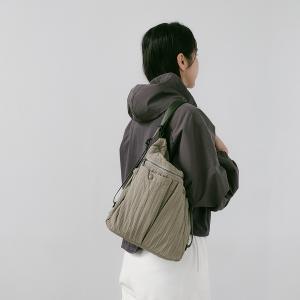 supportingrole 蓬鬆俐落線條斜肩後背手提3用包 軍綠