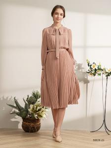 IRIS 韓式優雅百褶洋裝