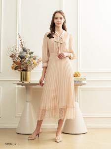 IRIS 絲質百褶洋裝