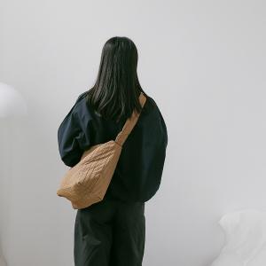 supportingrole 輕盈柔和抽繩元素多用手提斜肩背包 咖啡棕