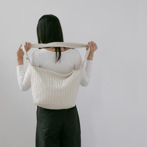 supportingrole 輕盈柔和抽繩元素多用手提斜肩背包 米白