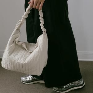 supportingrole 輕盈柔和抽繩元素多用手提斜肩背包 米白