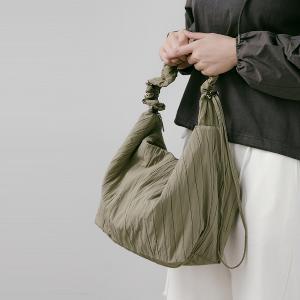 supportingrole 輕盈柔和抽繩元素多用手提斜肩背包 灰綠