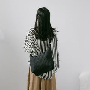 supportingrole 輕盈柔和抽繩元素多用手提斜肩背包 黑