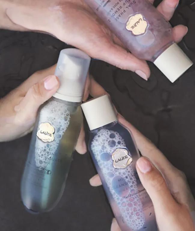 Laline 保濕潔面慕斯 150ml