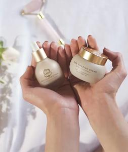 Laline 煥采凍妍精華液 30ml