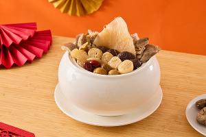 鯉魚 排翅干貝佛跳牆