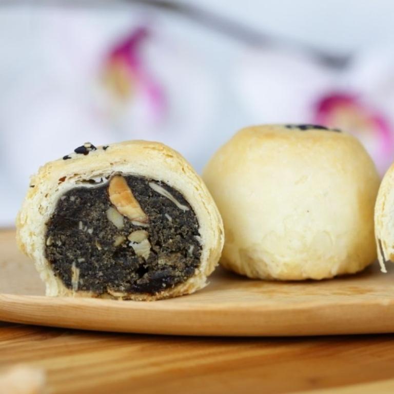 【白鵝山腳】酥皮經典組合C (牛肉酥、黑麻酥各6入) 12入/盒