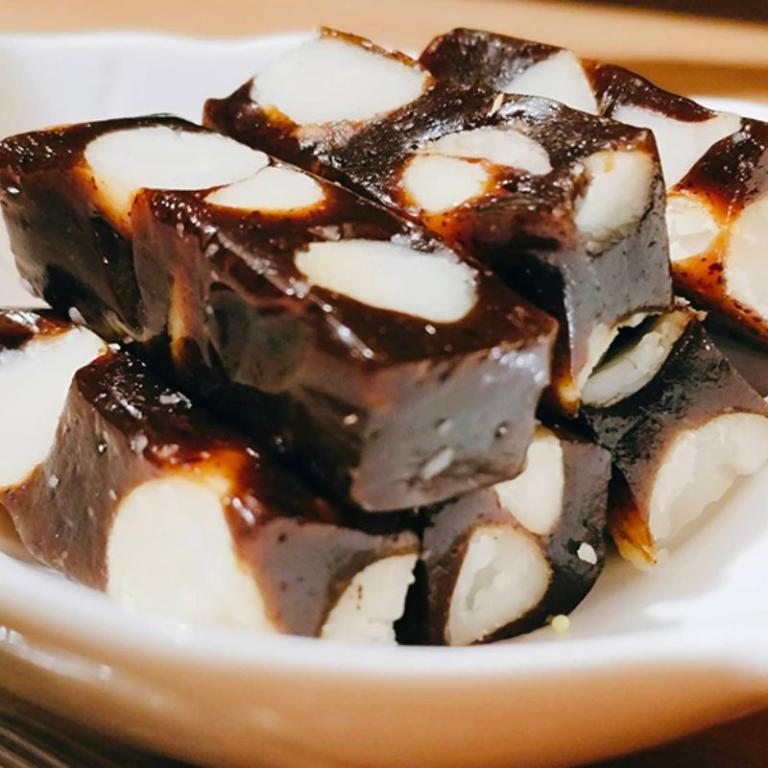 【白鵝山腳】南棗夏威夷果禮盒 200gx4/盒