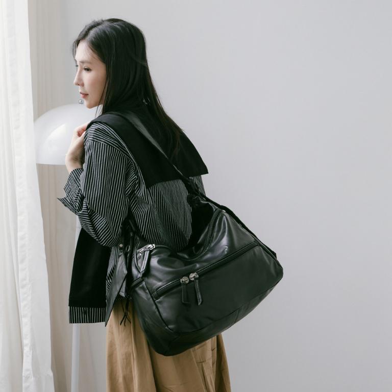 supportingrole 大容量多層拉鍊口袋百搭輕量旅行皮手提肩斜背包 黑