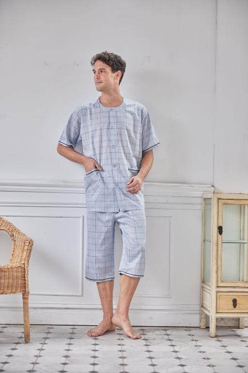  GOLDDEER金鹿 - 青年中格夏季款圓領短袖七分褲睡衣-天空藍【M5301】