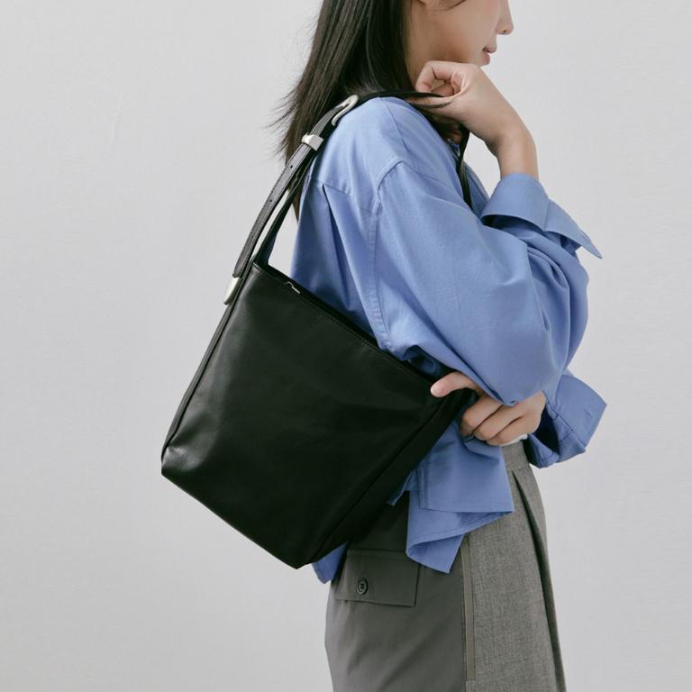 Supportingrole 簡約百搭輕量兩用真皮手提肩背腋下托特包 黑