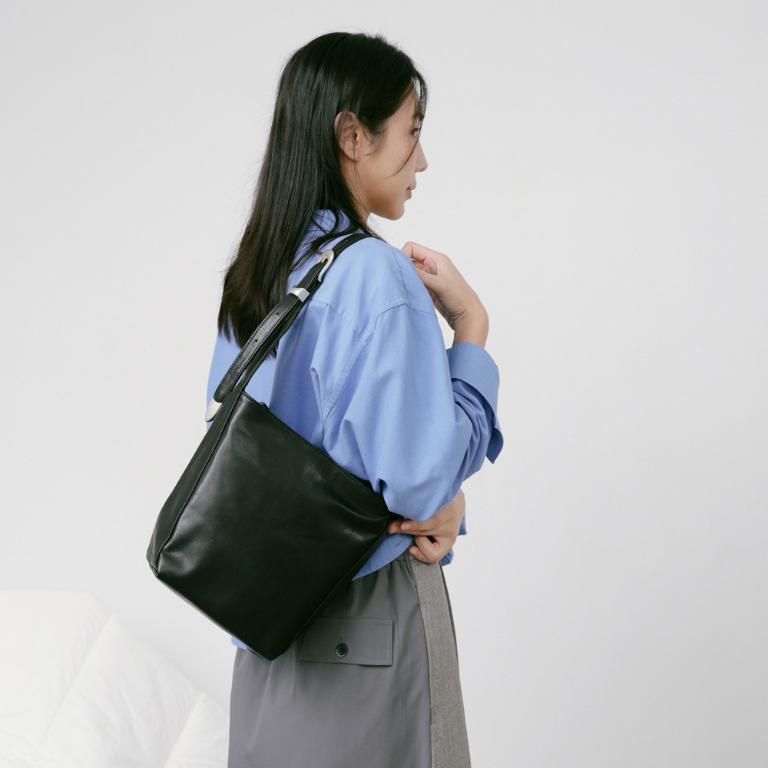 Supportingrole 簡約百搭輕量兩用真皮手提肩背腋下托特包 黑