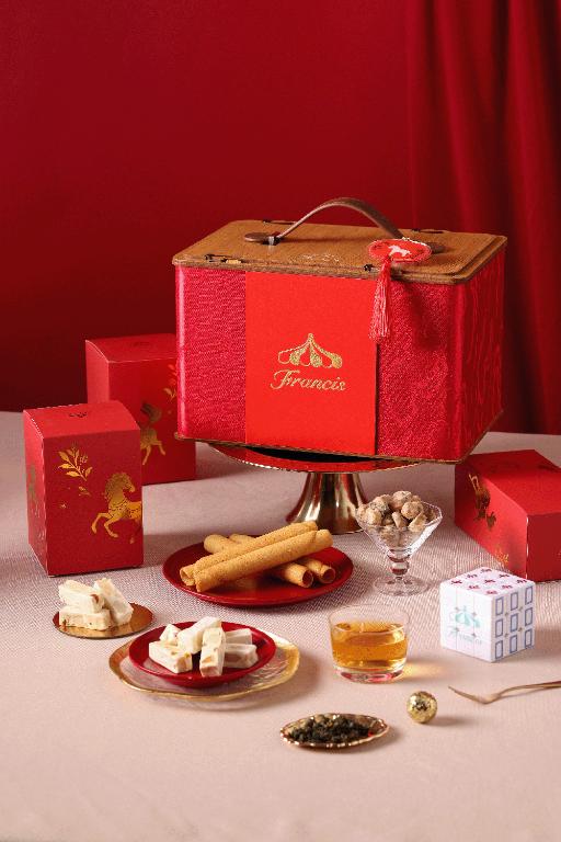 Francis 旋轉木馬點心坊  金曜百寶盒