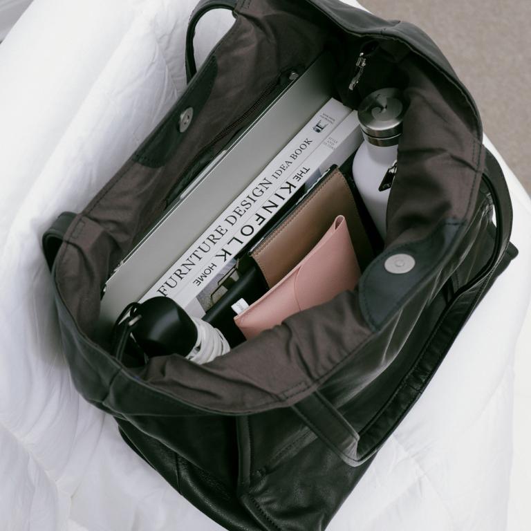 supportingrole 廓形百搭低調輕量真皮肩背手提托特包 黑