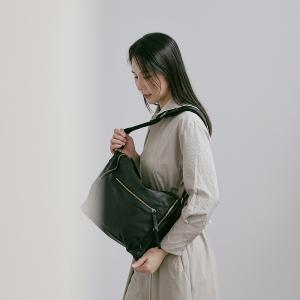 supportingrole 多層口袋容量拉鍊百搭輕量真皮肩斜背包 黑