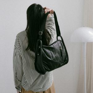 supportingrole 廓形方正百搭輕量真皮肩斜背包 黑