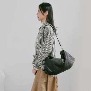 supportingrole 立體收摺廓形優雅慵懶輕量真皮肩斜背手提包 黑