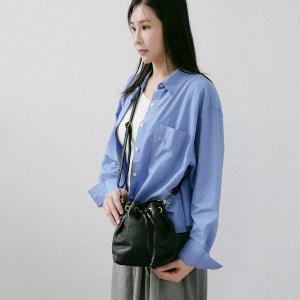 supportingrole 簡約設計風格真皮繩結褶皺水桶包 黑