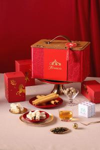 Francis 旋轉木馬點心坊  金曜百寶盒