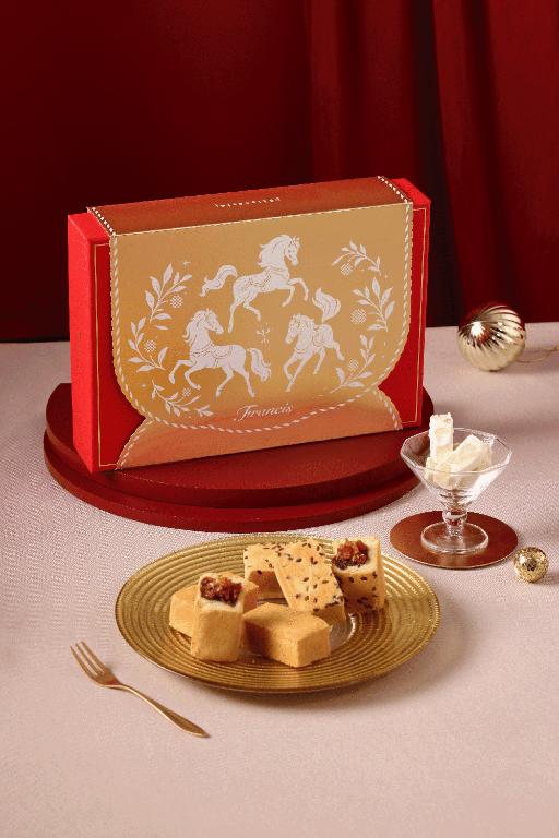 Francis 旋轉木馬點心坊  紅心奉糖禮盒