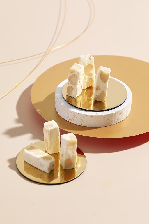 Francis 旋轉木馬點心坊  烏金露露