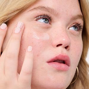 benefit 嘖嘖稱齊柔焦特霧毛孔隱形露22ml