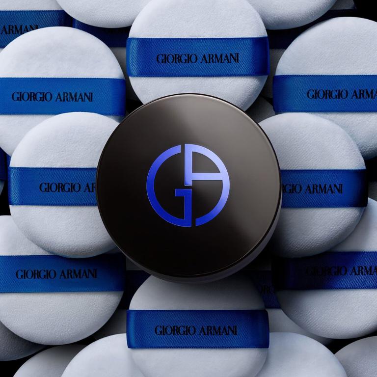 GIORGIO ARMANI 設計師冰絲持妝水蜜粉15g