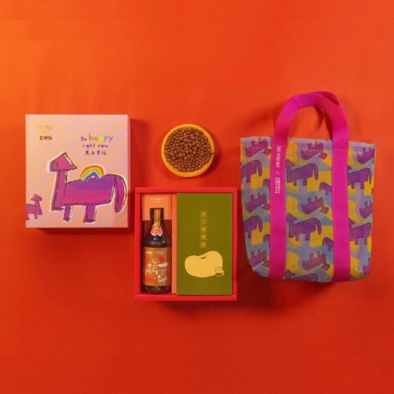 【瑪利亞X豆油伯公益禮盒】馬上幸福-茶姬醬油300ml+黑豆茶【贈】藍紫款茄芷袋