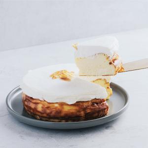 海鹽奶蓋巴斯克半熟乳酪