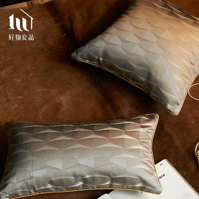 長形_奢華絲滑金邊幾何提花抱枕套｜立體金邊包邊 隱形拉鍊 耐磨不起球