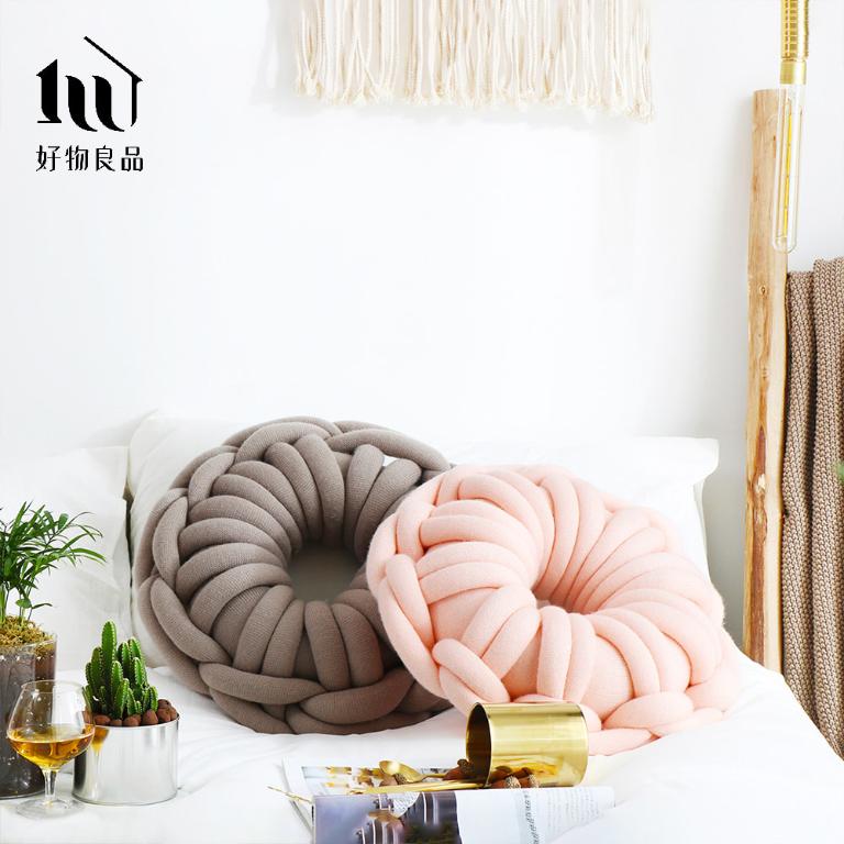 手工甜甜圈結抱靠枕(4色任選)