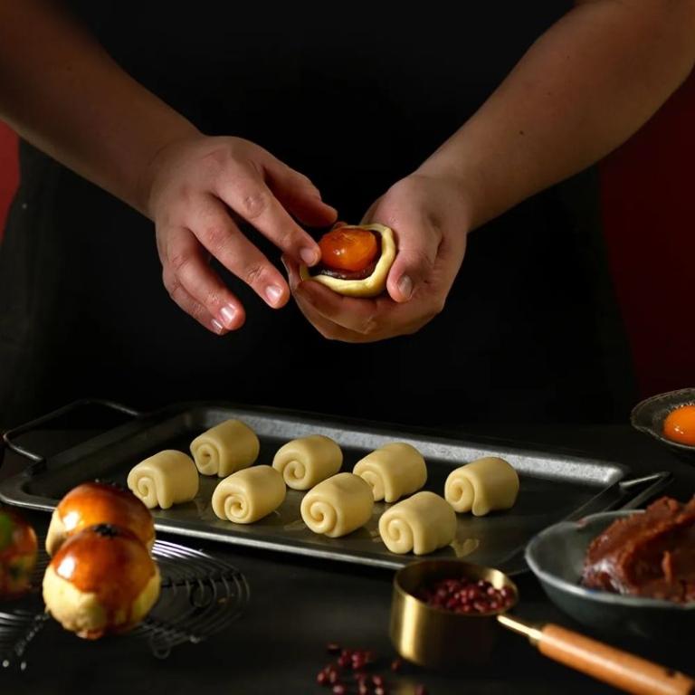 【莎士比亞烘焙坊】心蛋黃酥禮盒 8入/盒