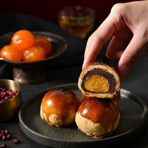 【莎士比亞烘焙坊】心蛋黃酥禮盒 8入/盒