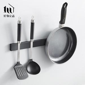 黑色304不鏽鋼免打孔壁掛式廚房用具磁吸刀架 (30cm、40cm、50cm)