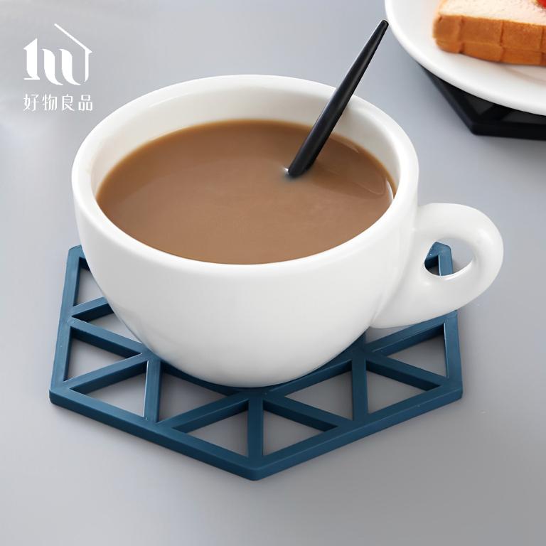 6入組_防滑耐高溫鏤空防燙拼接隔熱軟墊