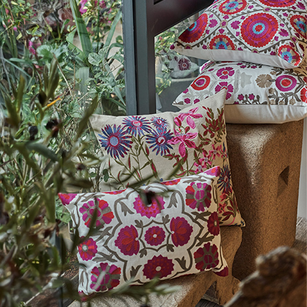 Ks｜洛迪花園 刺繡靠墊套抱枕 | 花賞 (35x50cm，含靠墊芯)