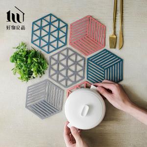 6入組_防滑耐高溫鏤空防燙拼接隔熱軟墊