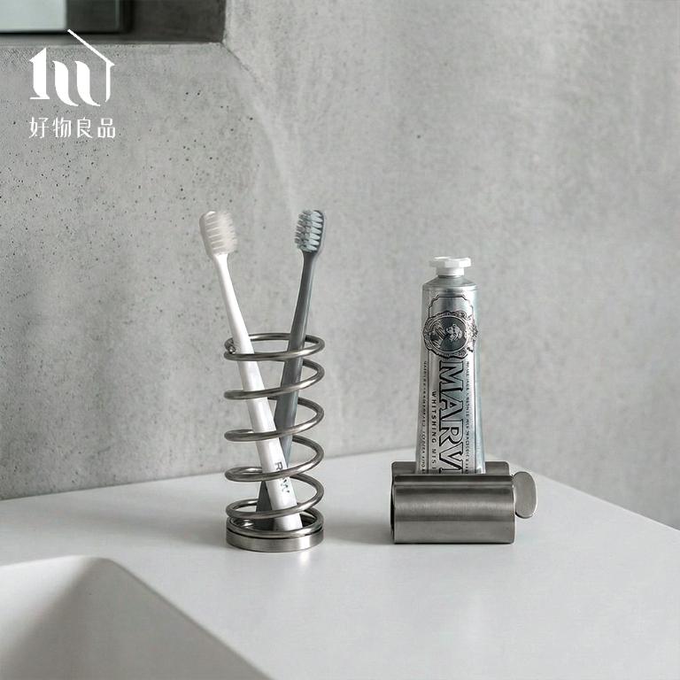 銀色系質感生活不鏽鋼化妝盥洗用具收納三件套組