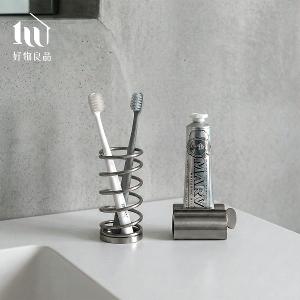 銀色系質感生活不鏽鋼化妝盥洗用具收納三件套組