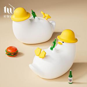 韓國啤酒鴨玩偶｜矽膠充電小夜燈&times;智能開關手機支架