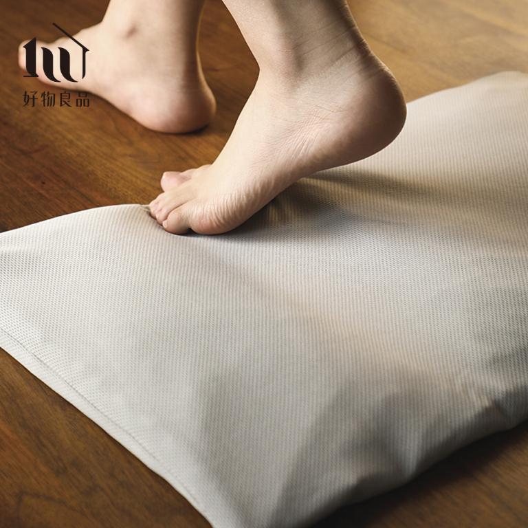 日本浴室可拆洗珪藻土吸水軟地墊